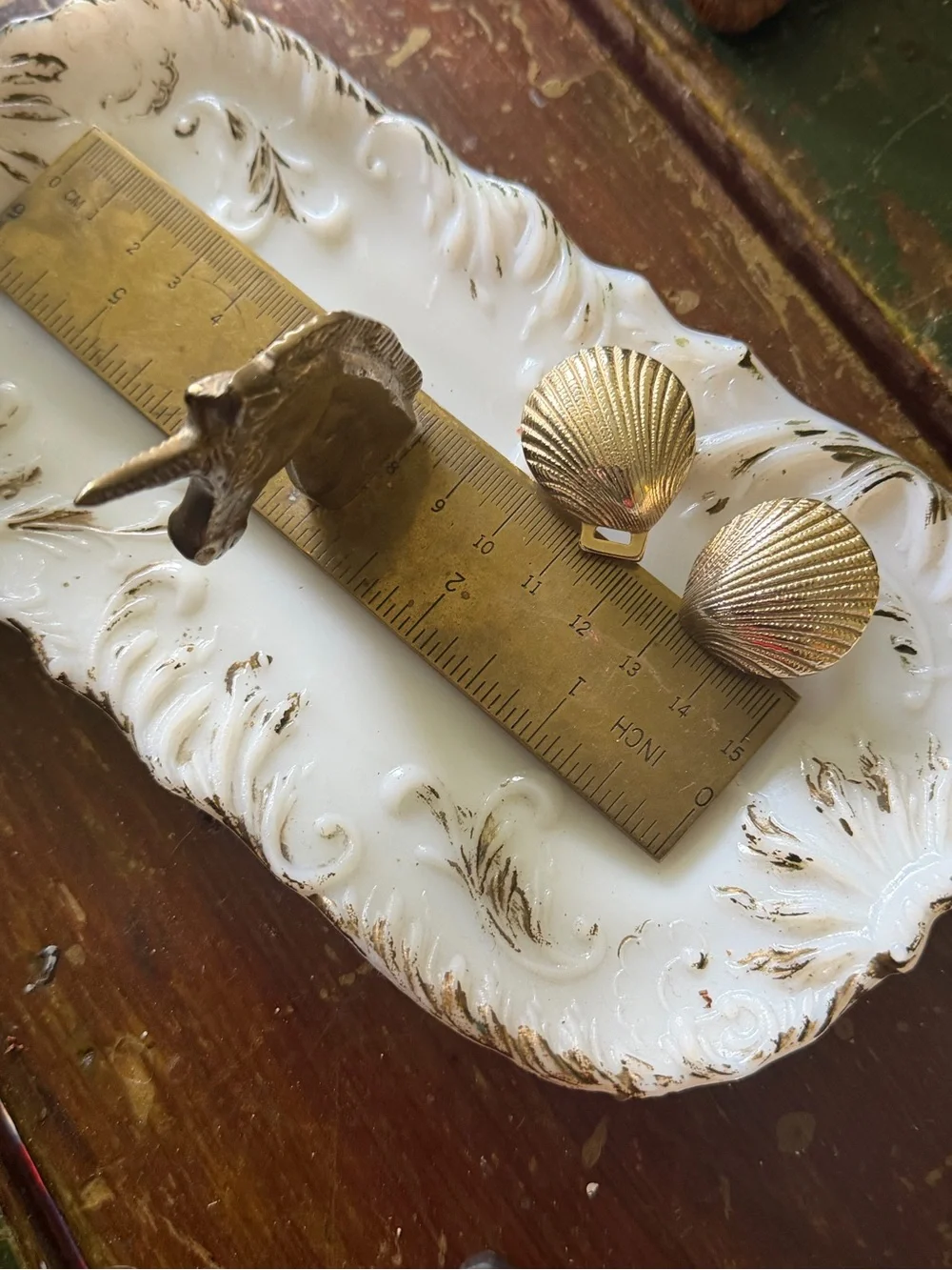 Vintage brass clam shell belt buckle